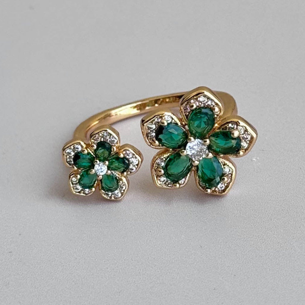 Green Flowers Ring