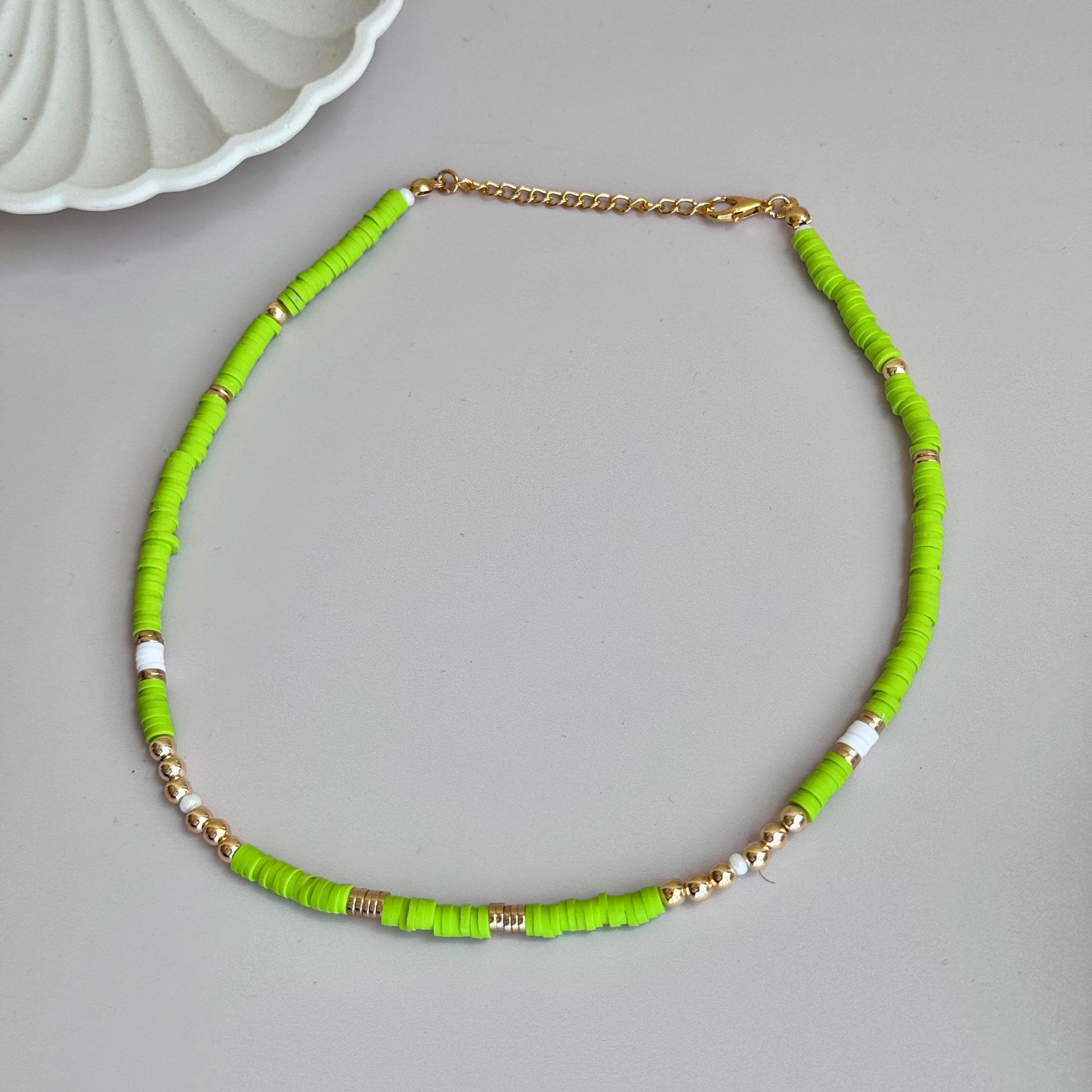 Green Chocker