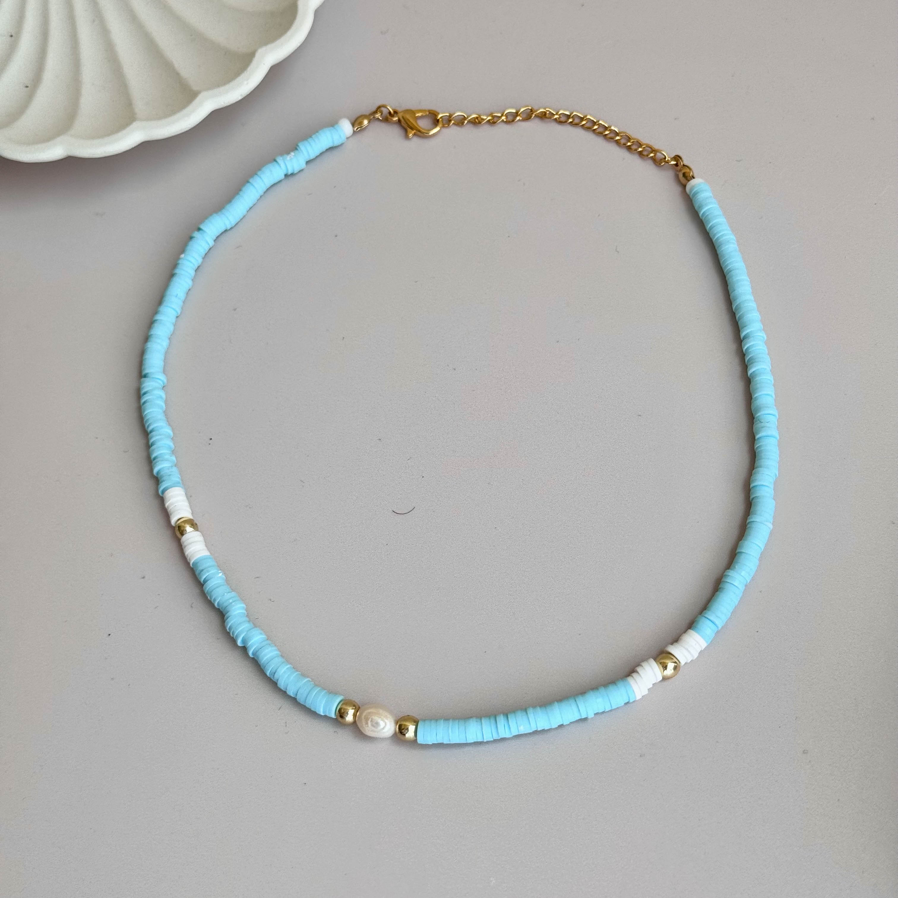 Light Blue Pearl Chocker