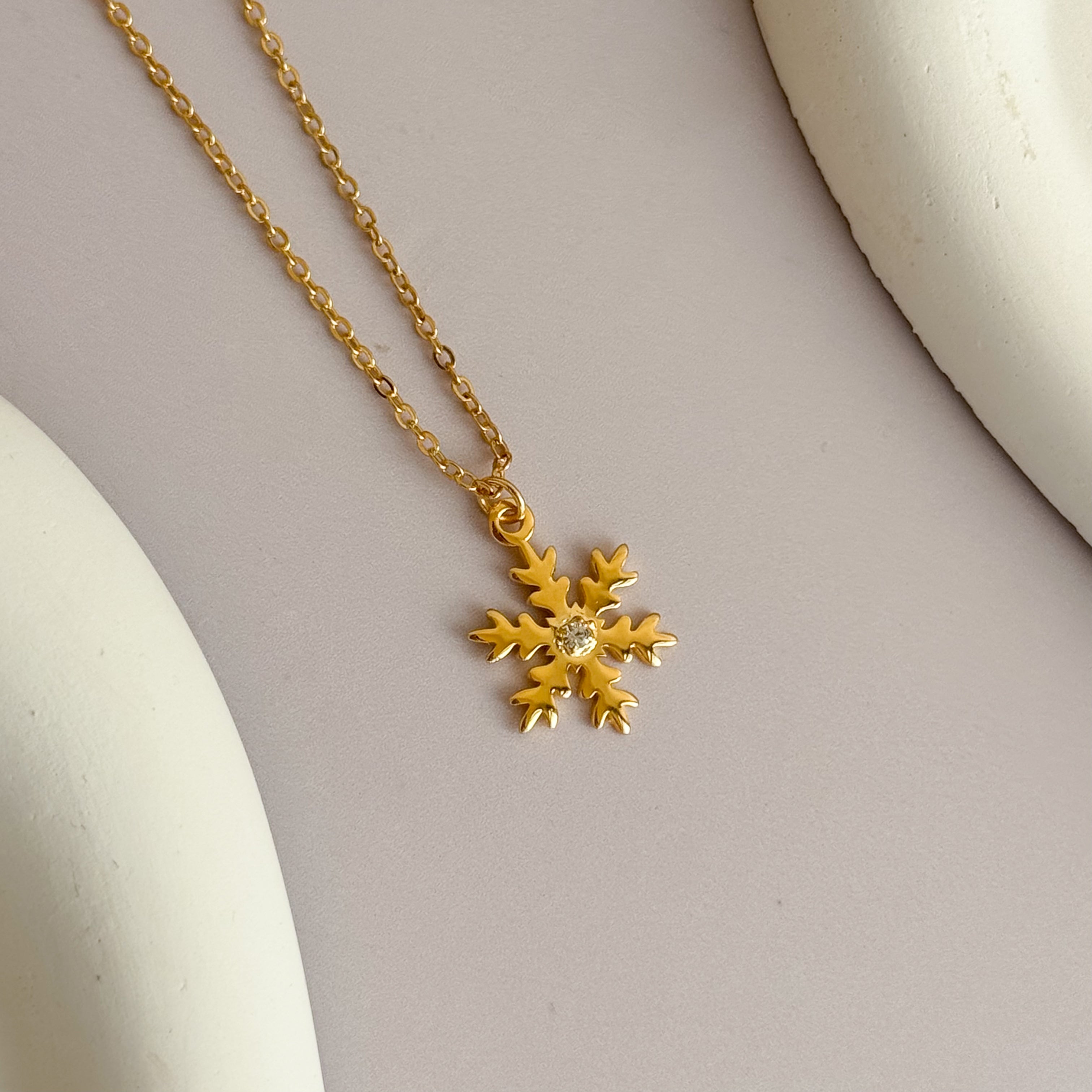 Snowflake Srass Necklace