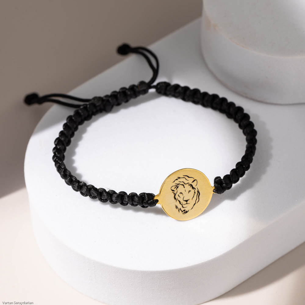 Lion Engraving Bracelet