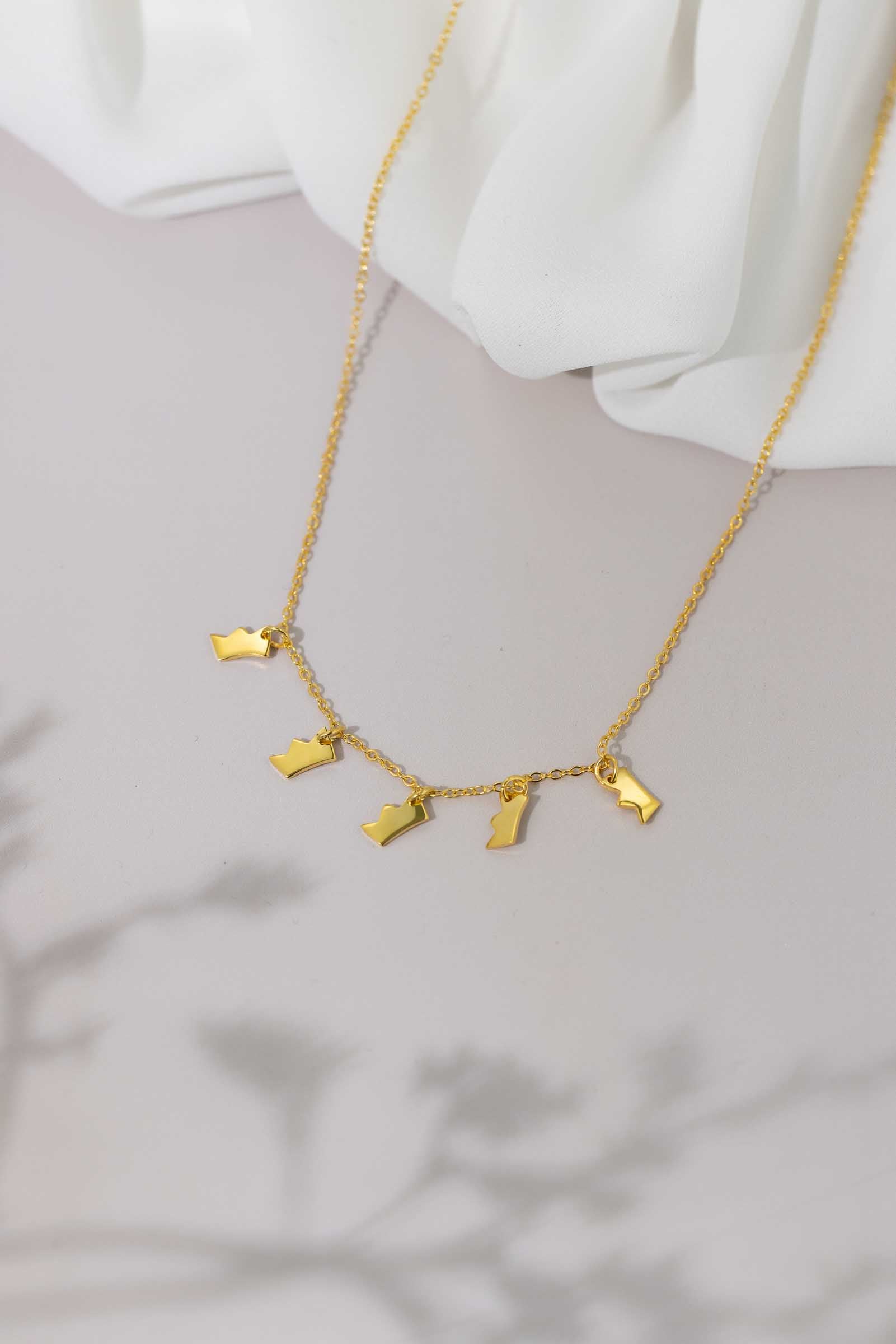 Crowns Choker