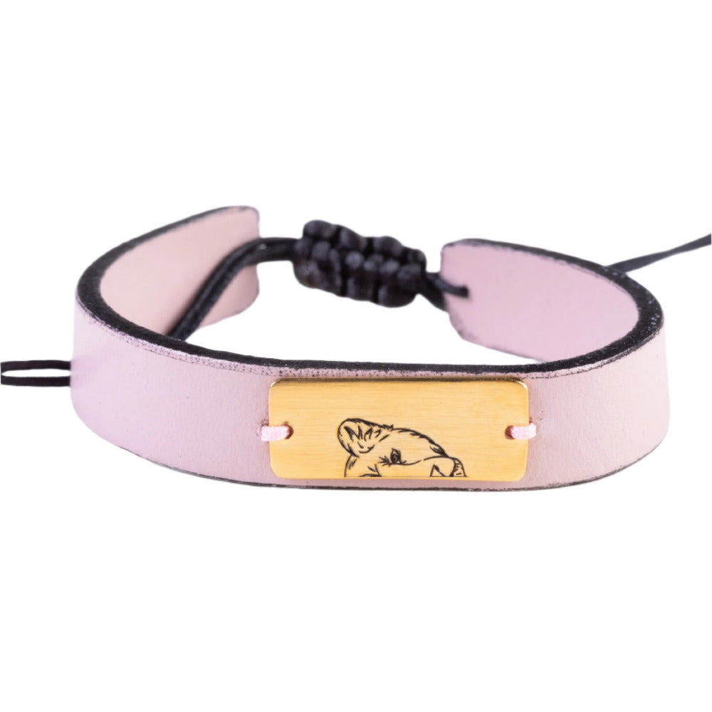 Lioness Engraving Bracelet