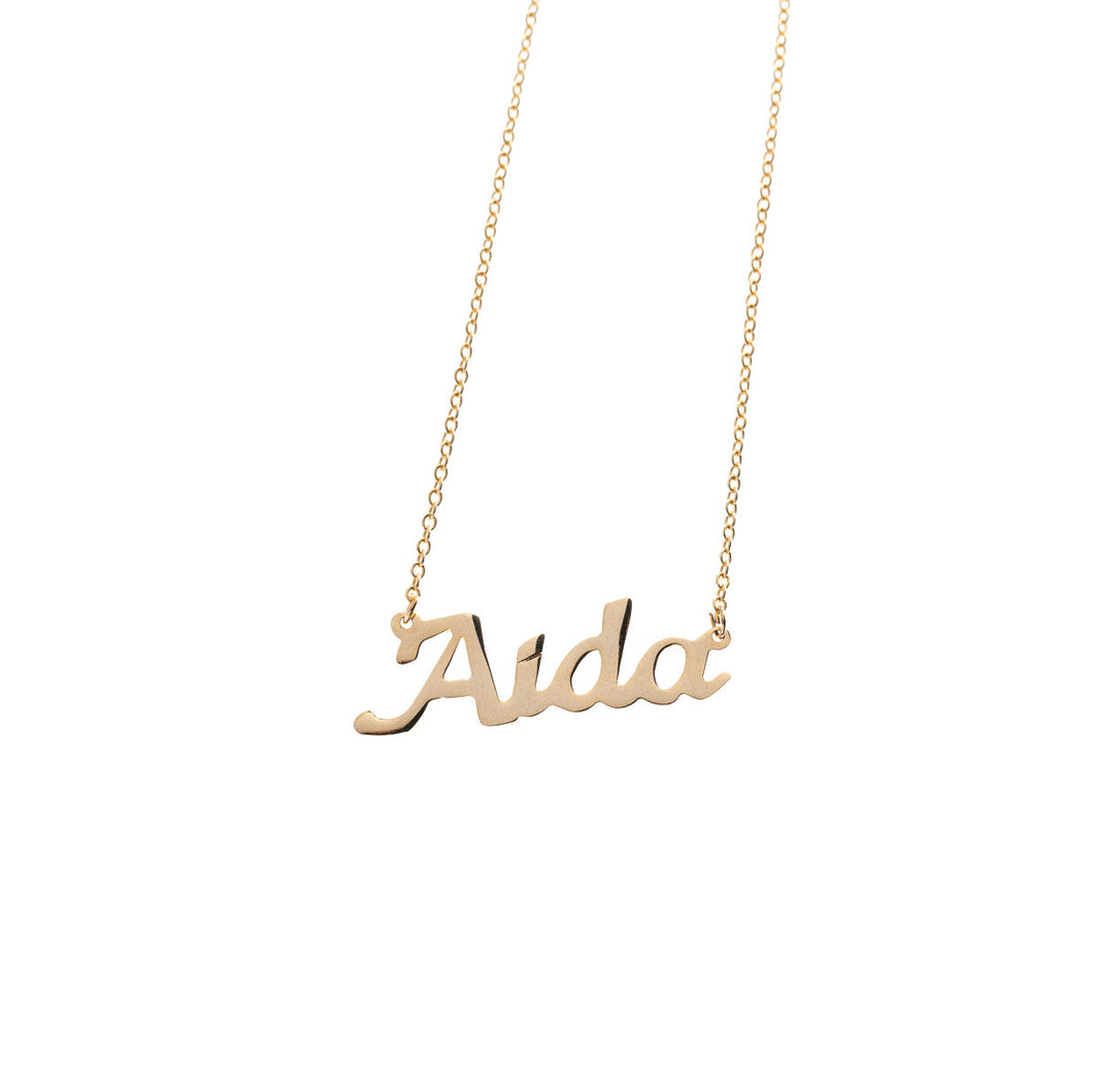 Simple name necklace